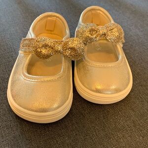 Carter’s sparkle shoes, toddler size 4